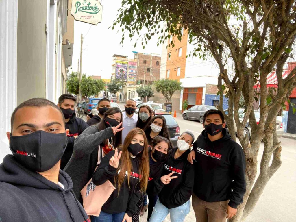 Promine Team in Peru